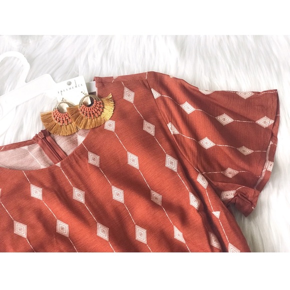 Tie Waist Cropped Length Jumpsuit Diamond Print - Picture 8 of 9